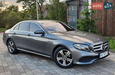 Седан Mercedes-Benz E-Class 2017 в Тячеве