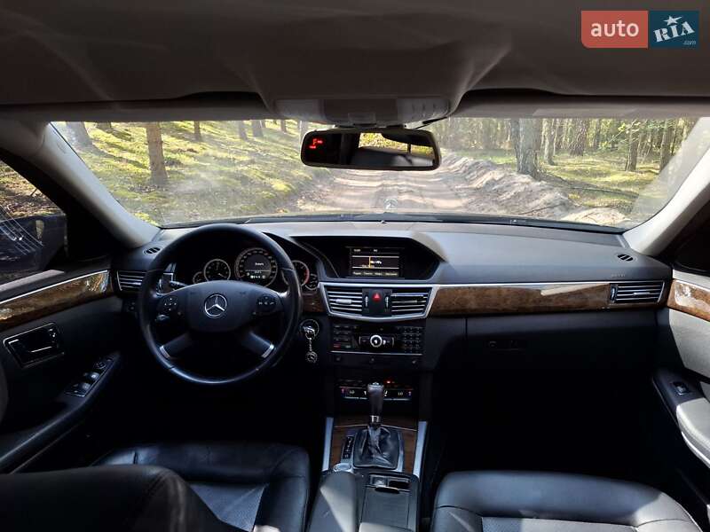 Седан Mercedes-Benz E-Class 2011 в Изяславе фото 2 Седан Mercedes-Benz E-Class 2011 в Изяславе