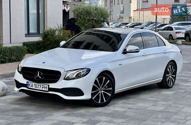 Седан Mercedes-Benz E-Class 2019 в Киеве