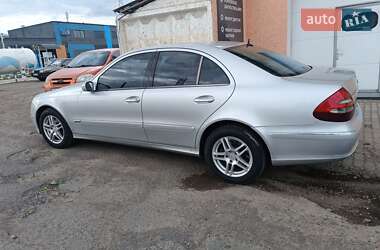 Седан Mercedes-Benz E-Class 2003 в Луцке