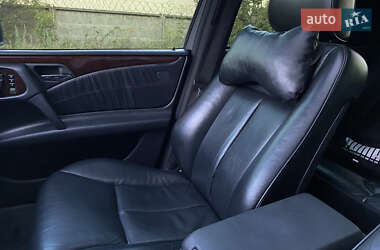 Седан Mercedes-Benz E-Class 1995 в 