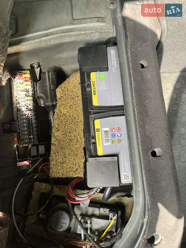 Седан Mercedes-Benz E-Class 2001 в Хмельницком