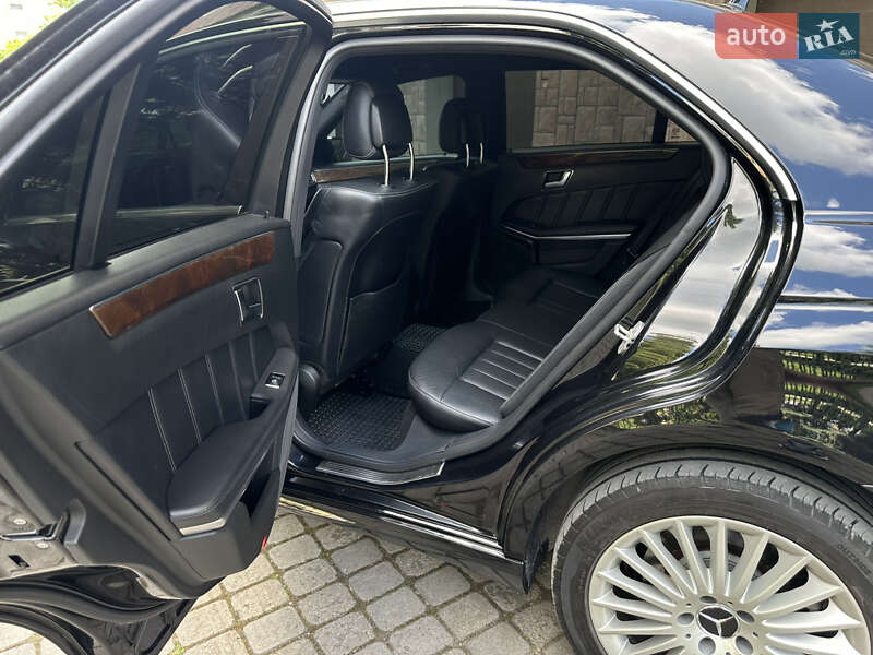 Седан Mercedes-Benz E-Class 2015 в Чорткове фото 15 Седан Mercedes-Benz E-Class 2015 в Чорткове