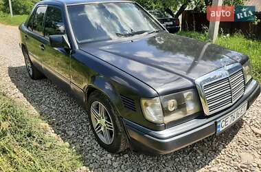 Седан Mercedes-Benz E-Class 1992 в Великому Кучурові