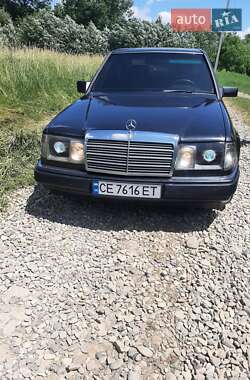 Седан Mercedes-Benz E-Class 1992 в 