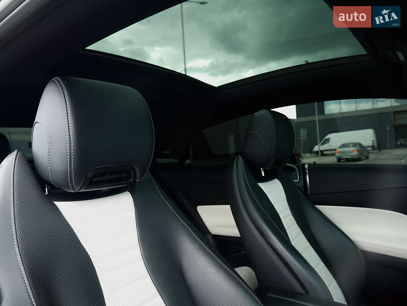 Седан Mercedes-Benz E-Class 2020 в Львові