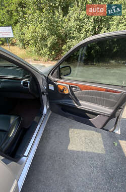 Седан Mercedes-Benz E-Class 2001 в 