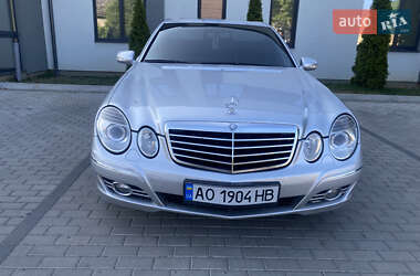 Седан Mercedes-Benz E-Class 2007 в 