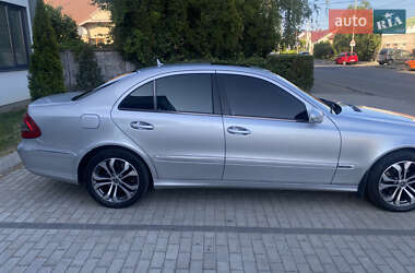 Седан Mercedes-Benz E-Class 2007 в 