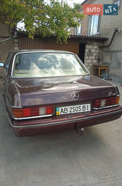 Седан Mercedes-Benz E-Class 1977 в Чечельнике