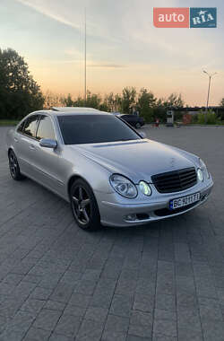Седан Mercedes-Benz E-Class 2002 в 