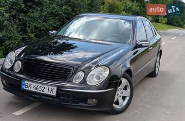Седан Mercedes-Benz E-Class 2002 в Здолбунове