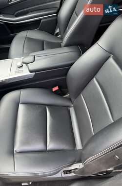 Универсал Mercedes-Benz E-Class 2013 в 