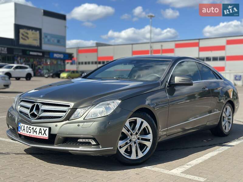 Купе Mercedes-Benz E-Class 2010 в Києві