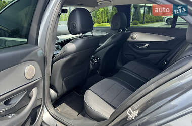 Седан Mercedes-Benz E-Class 2016 в 