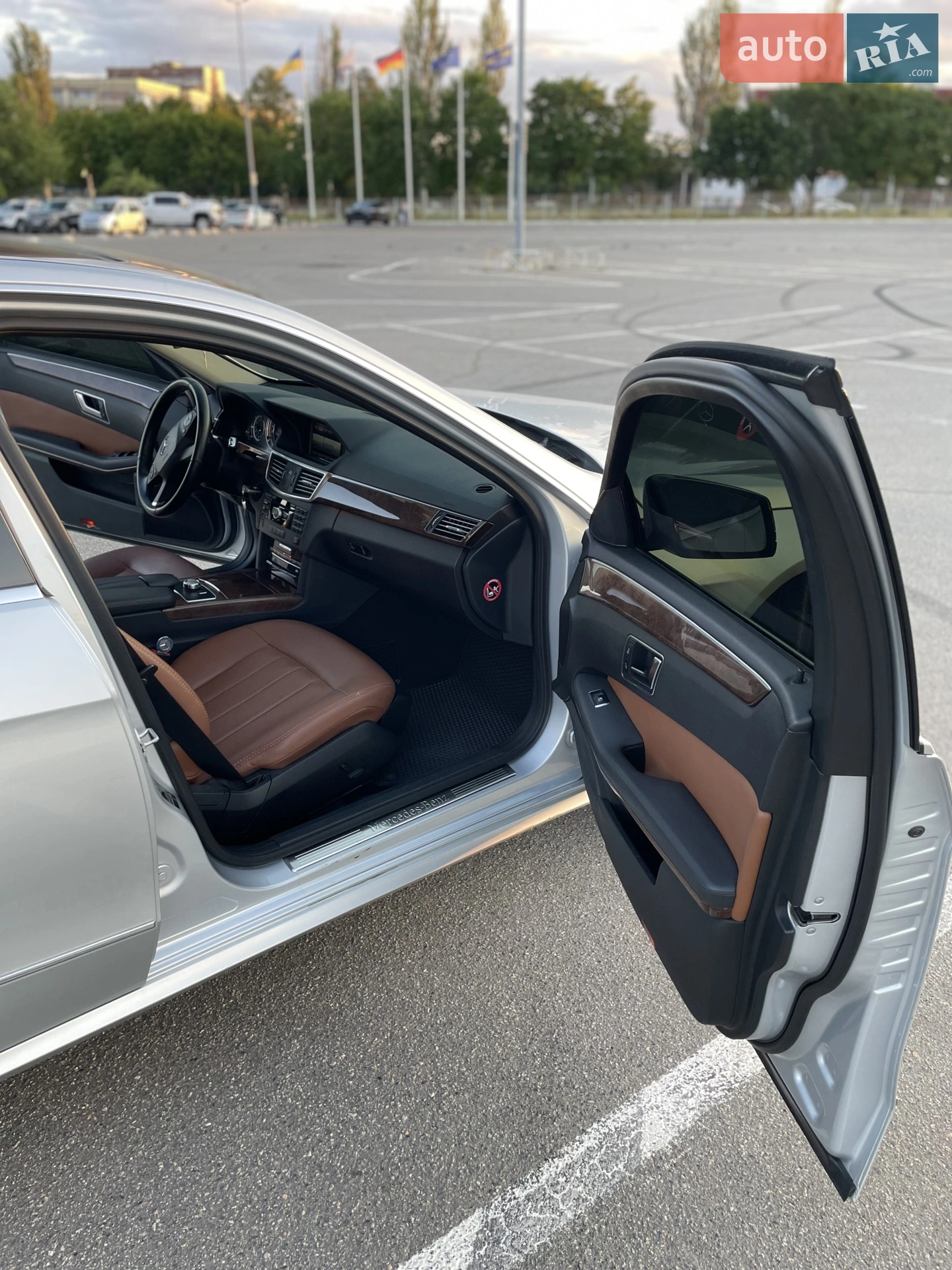 2012 Mercedes-Benz E-klasse - мініатюра 18