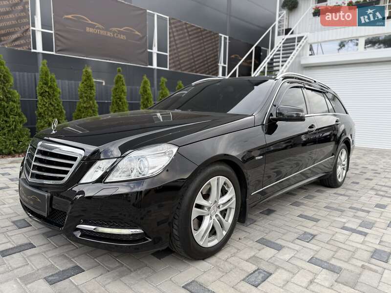 Универсал Mercedes-Benz E-Class 2010 в Одессе