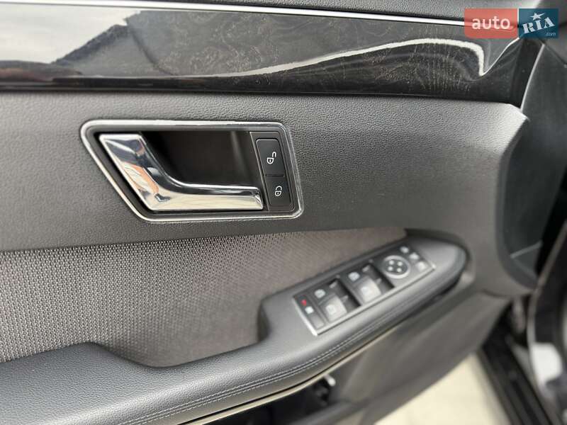 Универсал Mercedes-Benz E-Class 2010 в Одессе