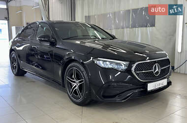Седан Mercedes-Benz E-Class 2023 в Києві