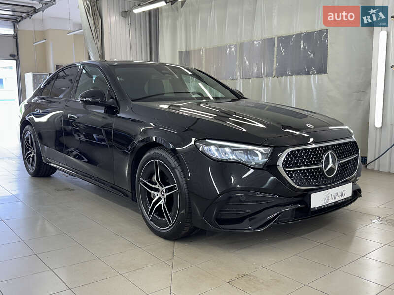 Mercedes-Benz E-Class 2023