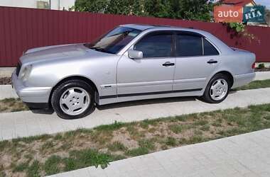 Седан Mercedes-Benz E-Class 1996 в Ивано-Франковске