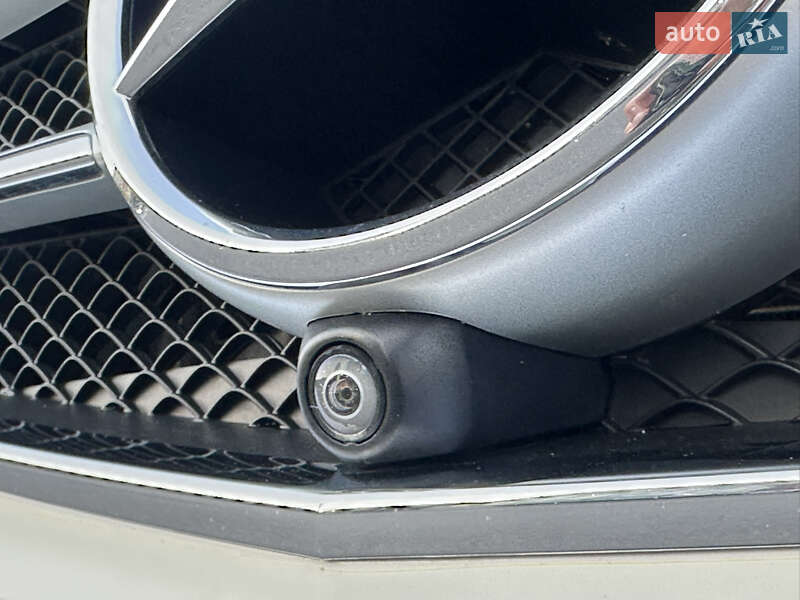 Седан Mercedes-Benz E-Class 2015 в Києві