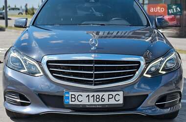 Седан Mercedes-Benz E-Class 2015 в 