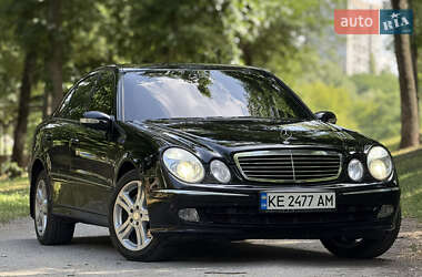 Седан Mercedes-Benz E-Class 2005 в Дніпрі