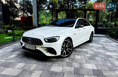 Седан Mercedes-Benz E-Class 2017 в Києві