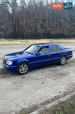 Седан Mercedes-Benz E-Class 1995 в Полтаве