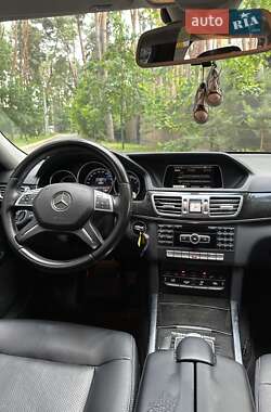 Універсал Mercedes-Benz E-Class 2013 в 