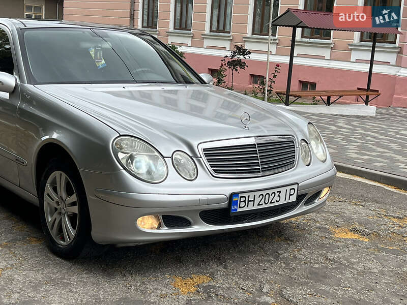 Седан Mercedes-Benz E-Class 2004 в Кіцмані