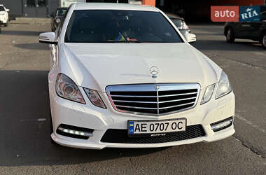 Седан Mercedes-Benz E-Class 2013 в Киеве