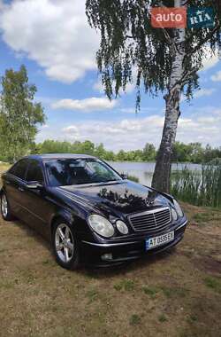 Седан Mercedes-Benz E-Class 2004 в Ивано-Франковске