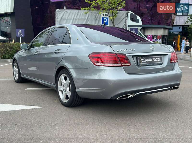 Седан Mercedes-Benz E-Class 2014 в Киеве