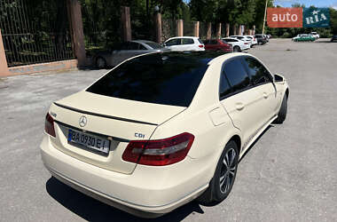 Седан Mercedes-Benz E-Class 2012 в 