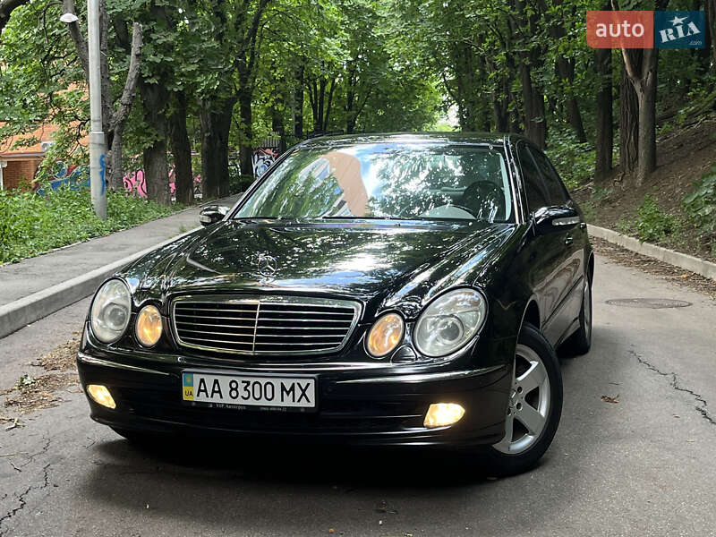 Mercedes-Benz E-Class 2005