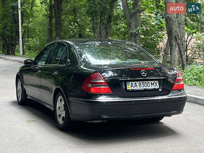 Седан Mercedes-Benz E-Class 2005 в Киеве