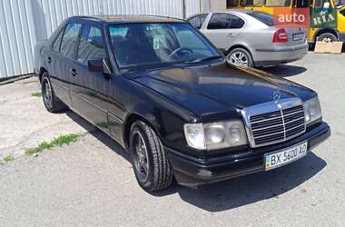 Седан Mercedes-Benz E-Class 1989 в 