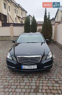 Седан Mercedes-Benz E-Class 2012 в 