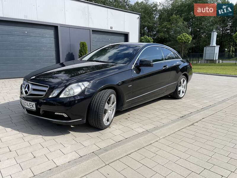 Купе Mercedes-Benz E-Class 2012 в Ковелі