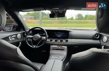 Седан Mercedes-Benz E-Class 2023 в 