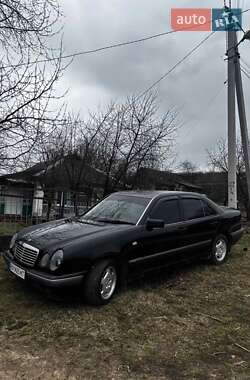 Седан Mercedes-Benz E-Class 1995 в Деражні