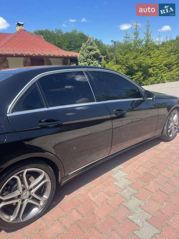 Седан Mercedes-Benz E-Class 2013 в Шепетівці