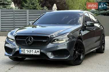 Седан Mercedes-Benz E-Class 2013 в Днепре