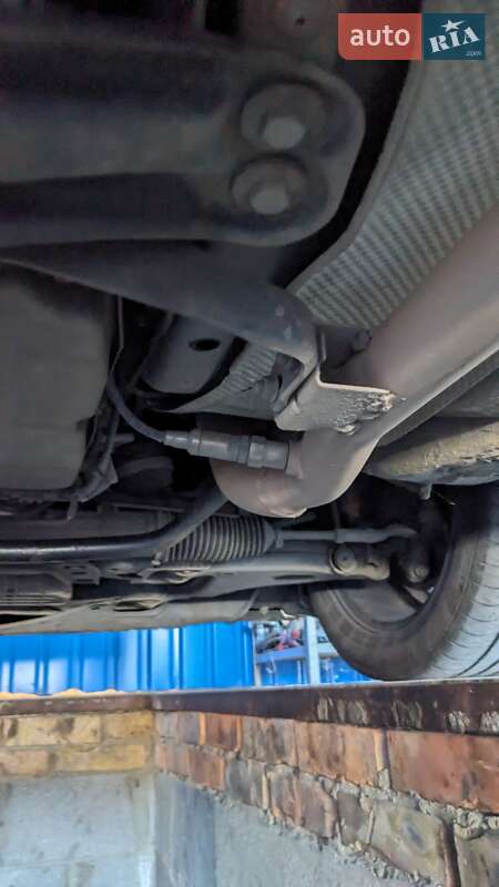 Седан Mercedes-Benz E-Class 2000 в Києві