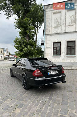 Седан Mercedes-Benz E-Class 2005 в 