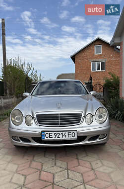 Седан Mercedes-Benz E-Class 2005 в Кицмани
