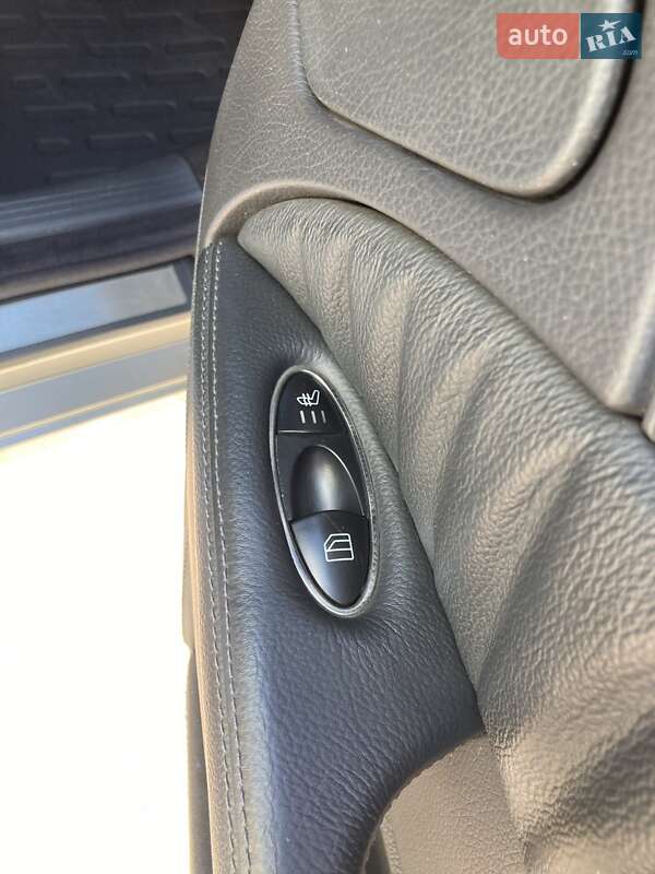 Седан Mercedes-Benz E-Class 2003 в Шостке