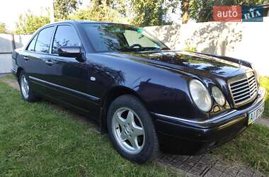 Седан Mercedes-Benz E-Class 1998 в Ріпках